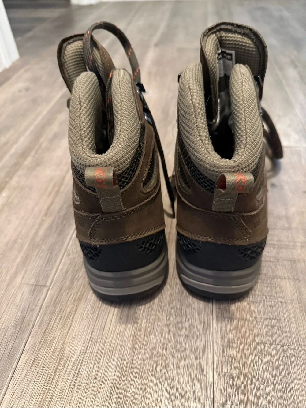 Vasque Brown and Black Men's GORE-TEX Hiking Boots